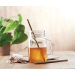 rietje van bamboe met borstel