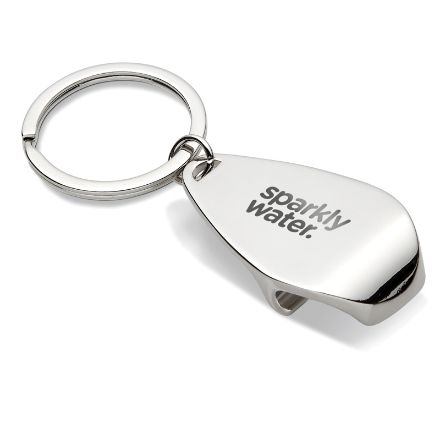 metalen sleutelhanger met flessenopener.