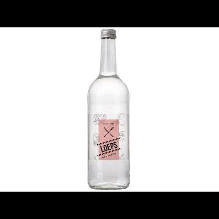 glazen fles met 750 ml bronwater