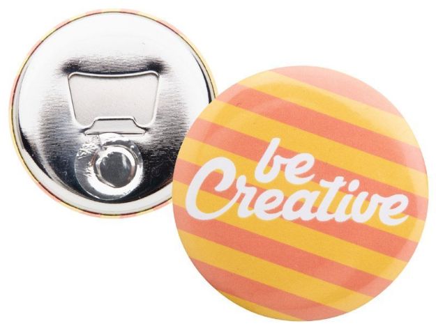 button met flesopener en magneet. custom made