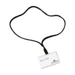 transparante naamkaarthouder met omhangkoord.