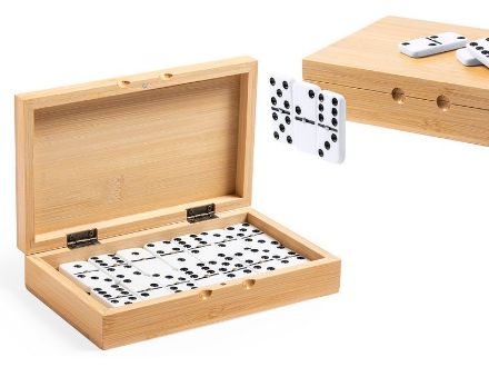 dominospel in bamboe behuizing landers