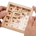 dennenhouten doolhofspel