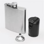 7-delige set gentleman bestaande uit 175 ml heupfl