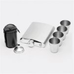 7-delige set gentleman bestaande uit 175 ml heupfl