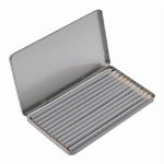 metalen doos met 12 zilverkleurige kleurpotloden