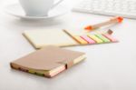 sticky notes in verschillende groottes, in hoes