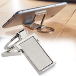 sleutelhanger en telefoonstandaard