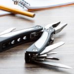 rvs multifunctioneel tool met 9 functies.