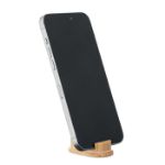 kabelset in koker deksel als telefoonstandaard