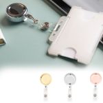 metalen badgehouder met hoogglans afwerking