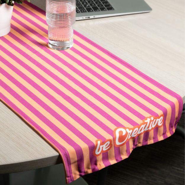 custom made rpet tafelloper s 170 g/m2