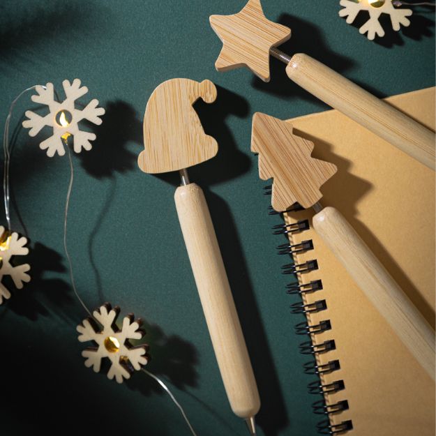 kerstbalpen van bamboe met blauwe vulling