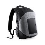laptoptas met zonnepaneel voor oplader