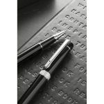 set met metalen balpen en rollerball