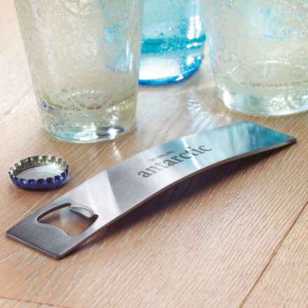 flessenopener linzi uitgevoerd in robuust rvs.