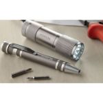 penvormige aluminium multitool met 9 led lampjes.