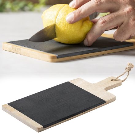 snijplank van bamboe en leisteen