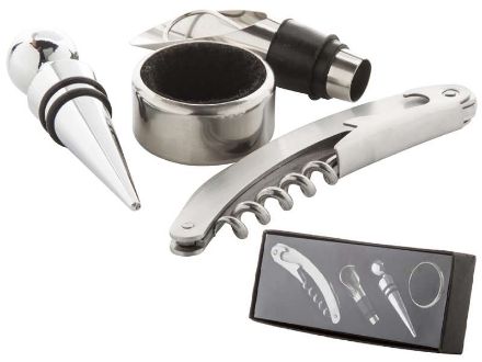 wijnset met vier wijn accessoires.