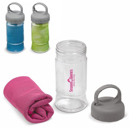 fitness handdoek verpakt in een fles