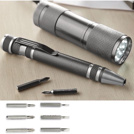 penvormige aluminium multitool met 9 led lampjes.