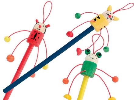 leuk potlood met gekleurde schaft.