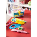 speelkoffertje met 16 kleistaafjes