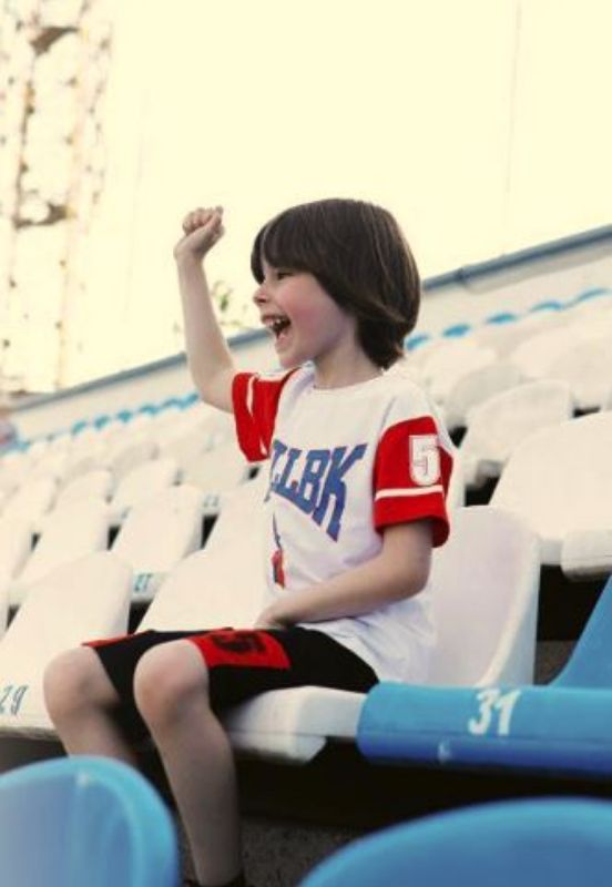 Oorsprong en huidig gebruik van cheering sticks