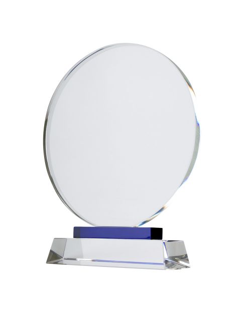 ronde trofee met glazen houder.