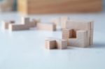 houten puzzel spel, bouw een kubus.