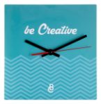 vierkante hdf houten tafelklok. custom made.