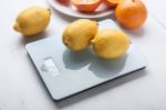 digitale keukenweegschaal van gehard glas.