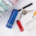 aluminium zaklamp met 3 led lampen en karabijnhaak