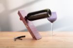 custom made wijnfleshouder winofloat