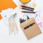 kleurset, 6 kleurpotloden, slijper en kleurboek