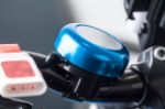 aluminium fietsbel met zilveren plaat.