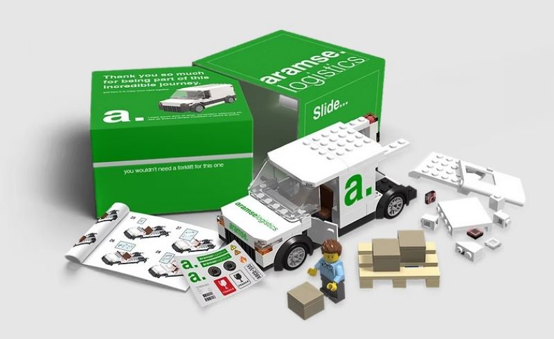 Op maat gemaakte bouwpakketten van originele LEGO steentjes