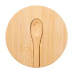 peper en zouthouder van bamboe met serveerlepel