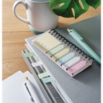 pp memoblok met sticky notes en 5 paginamarkers