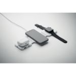 opvouwbaar station met 3 draadloze oplaadpunten