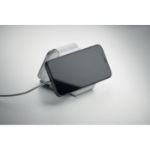 opvouwbaar station met 3 draadloze oplaadpunten