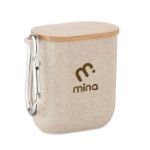 kabelset in koker deksel als telefoonstandaard