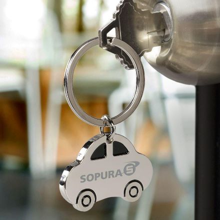 metalen autootje met stevige sleutelring.