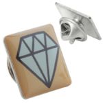 vierkante pin met doming. custom made.