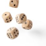 beukenhouten dobbelstenen celine 5 stuks in doosje