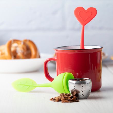 siliconen en roestvrijstalen thee-ei.