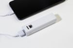 powerbank ral 2600 mah inclusief oplaadkabel usb