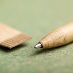 balpen van gerecycleerd karton blauwschrijvend