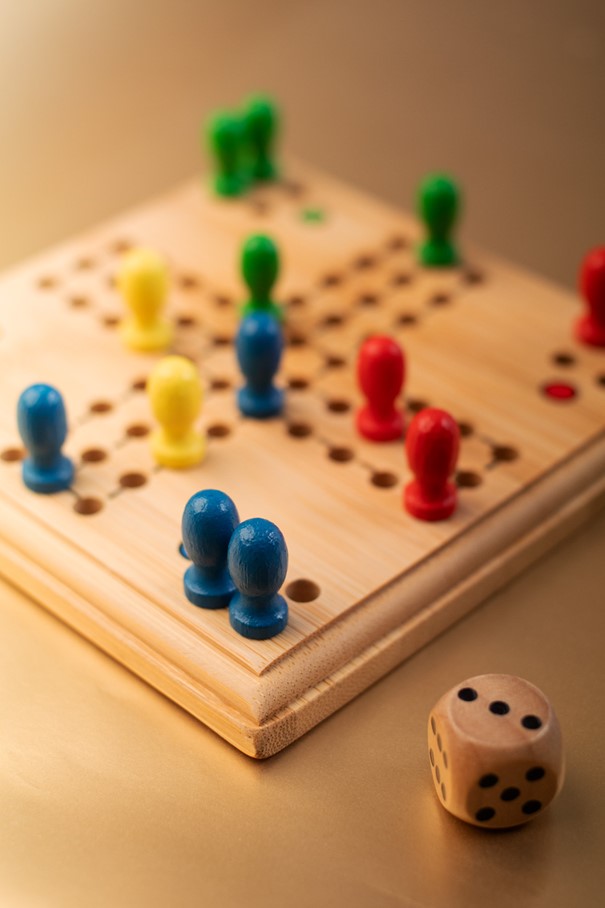 Dobbelstenen horen bij spelletjes