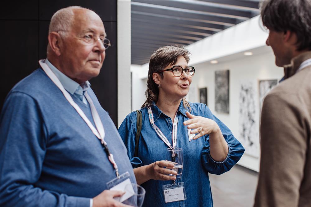 CEO met oprichter